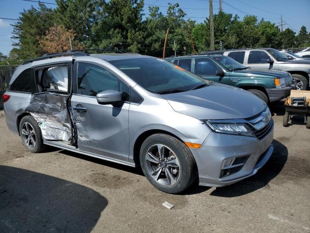 5FNRL6H83JB033122 2018 HONDA ODYSSEY, photo no. 4