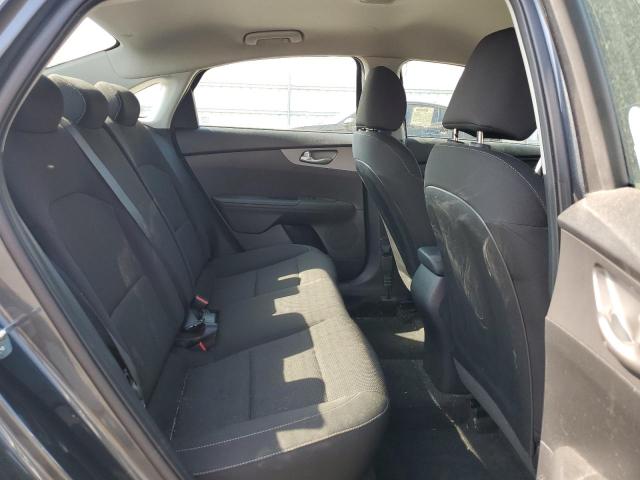 3KPF24AD9ME315969 KIA FORTE FE