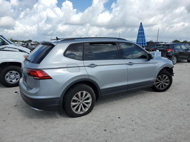 Vin: 3vv1b7ax8lm109327, lot: 55253493, volkswagen tiguan s 20203