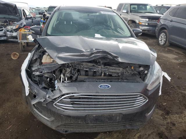 1FADP3J28JL326598 Ford Focus Titanium