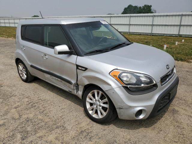 VIN KNDJT2A55D7767325 2013 KIA SOUL no.4