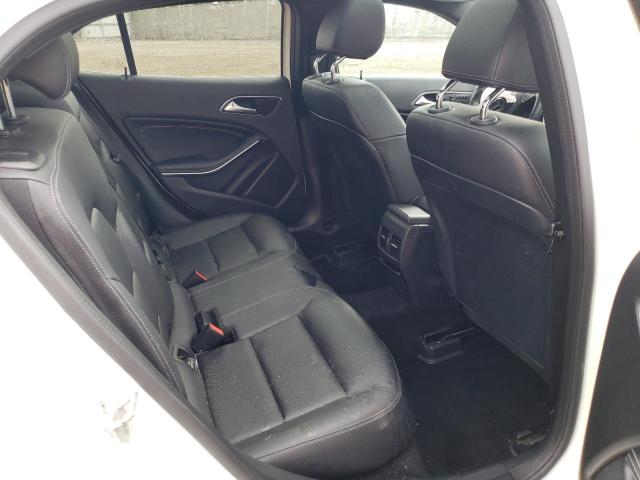 WDCTG4GB4HJ358869 Mercedes-Benz Gla 250 4matic