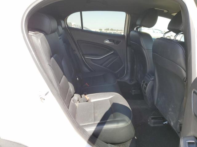 WDCTG4GB5KU007717 Mercedes-Benz Gla 250 4matic