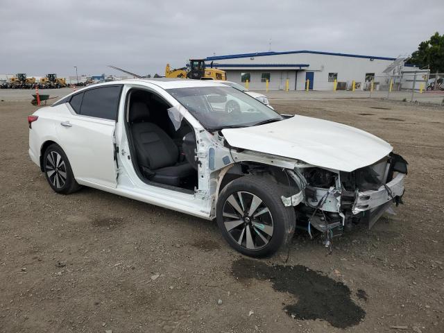1N4BL4DV6KC249942 Nissan ALTIMA SV