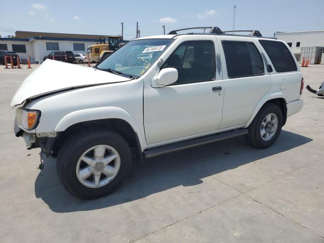 2000 Nissan Pathfinder LE