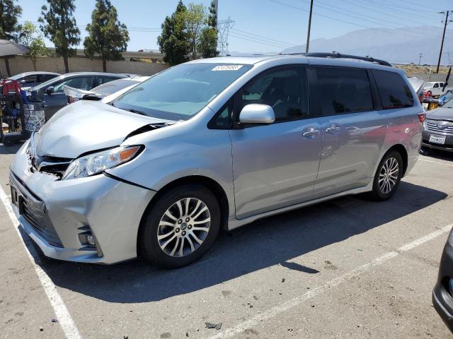 2019 Toyota Sienna XLE