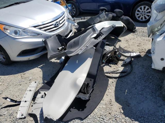 1N4AZ1CP4KC305503 Nissan LEAF S
