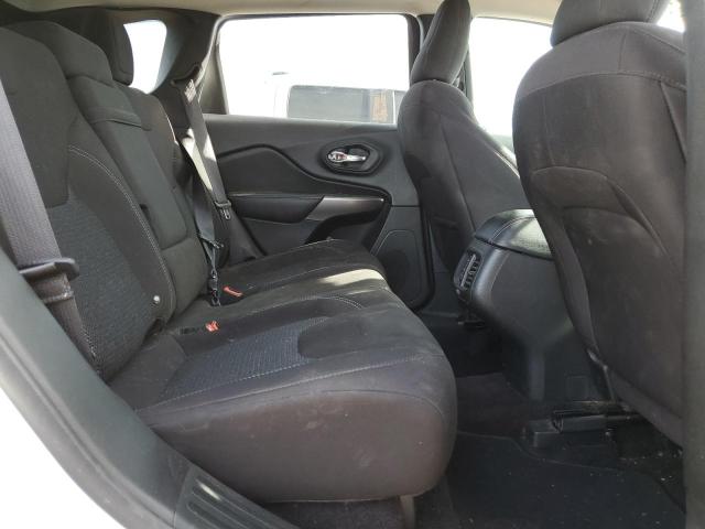 1C4PJLCX6KD120354 Jeep Cherokee Latitude