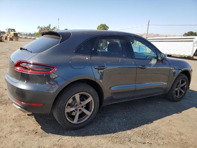 VIN WP1AA2A5XJLB25139 2018 Porsche Macan no.3