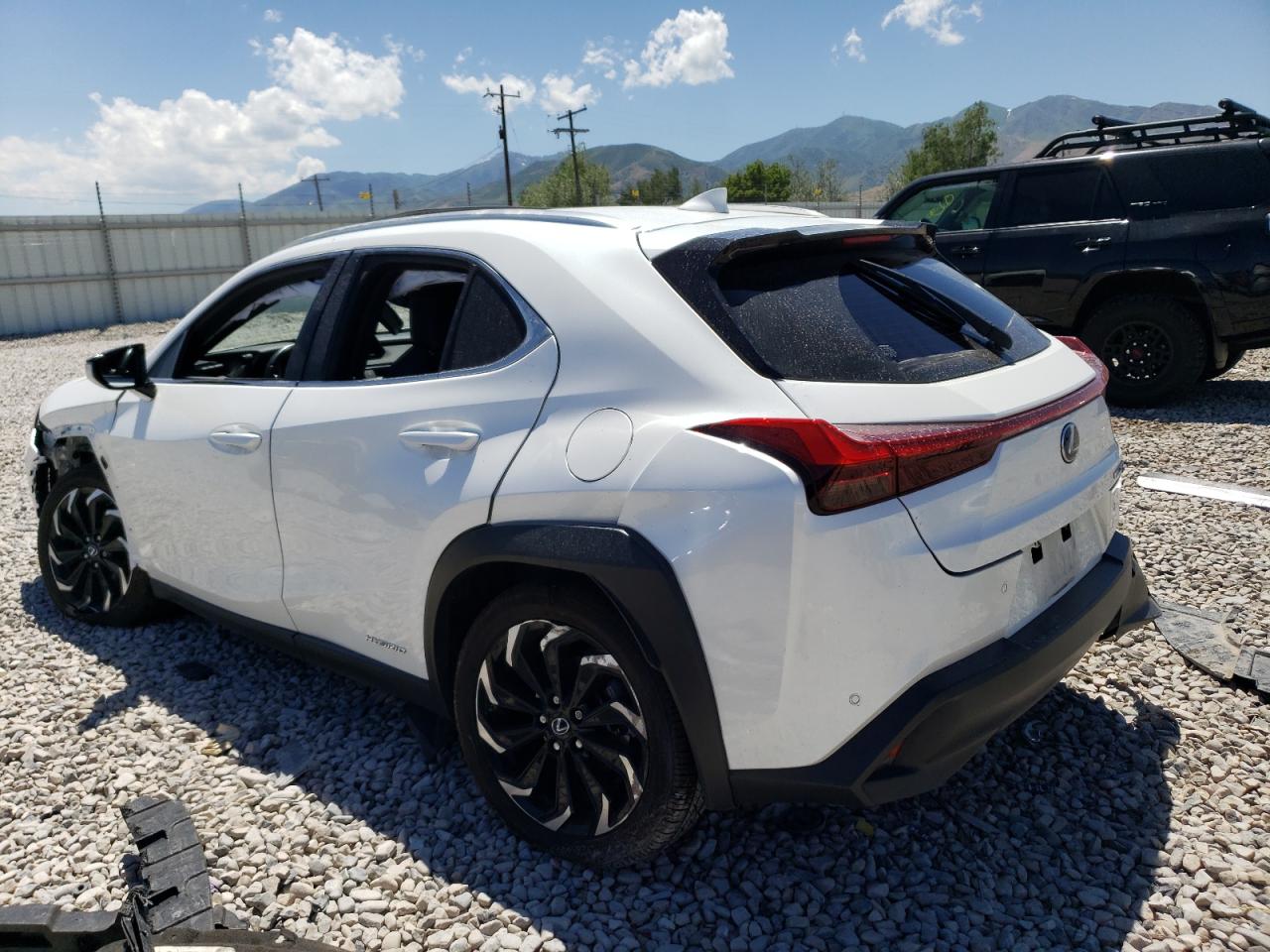 LEXUS UX 250H 2020 white  hybrid engine JTHP9JBHXL2032412 photo #3