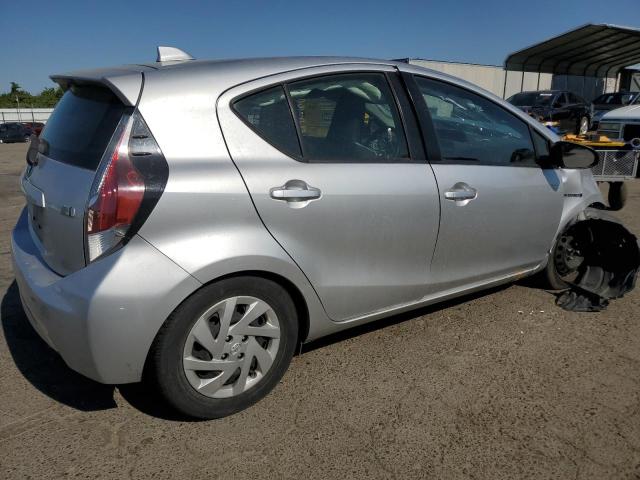 JTDKDTB36F1579763 Toyota PRIUS C