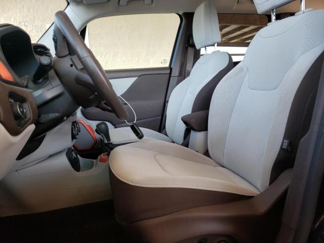 ZACCJABT0FPB76384 Jeep Renegade Latitude