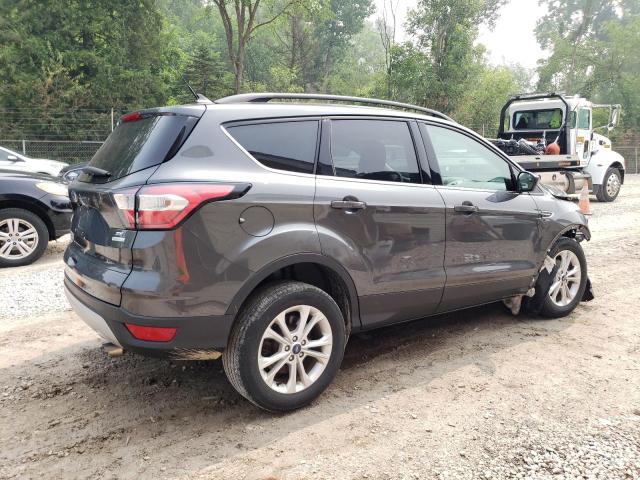 1FMCU0GDXJUD17011 Ford ESCAPE SE