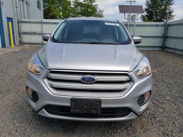 1FMCU0GD7KUC37831 Ford ESCAPE SE