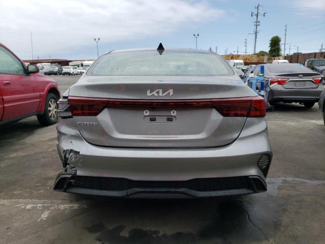 3KPF24AD4PE519941 KIA FORTE LX