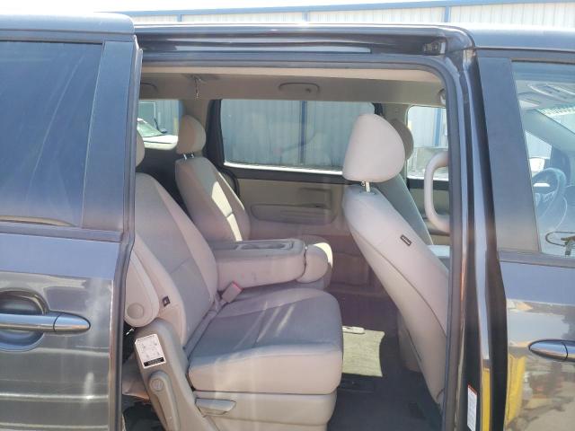 KNDMB5C18H6224137 KIA SEDONA LX