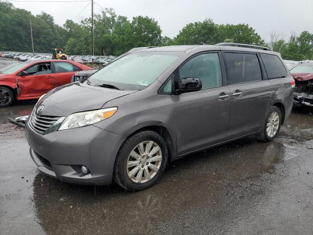 2012 Toyota Sienna XLE