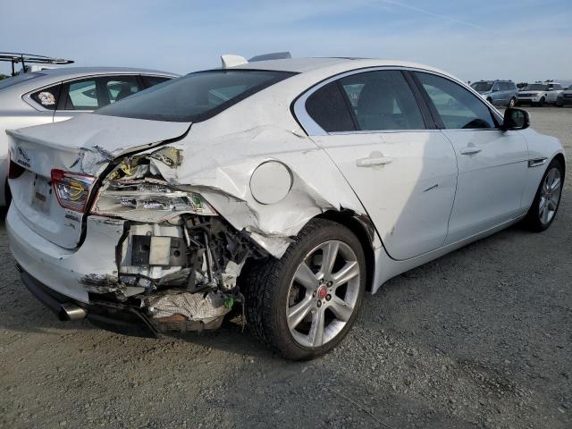 SAJAE4BG5HA962695 Jaguar Xe Prestige