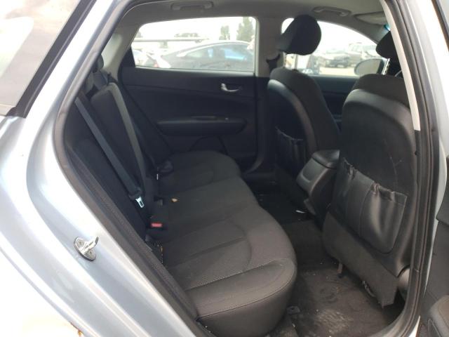 5XXGT4L30JG229555 KIA Optima Lx