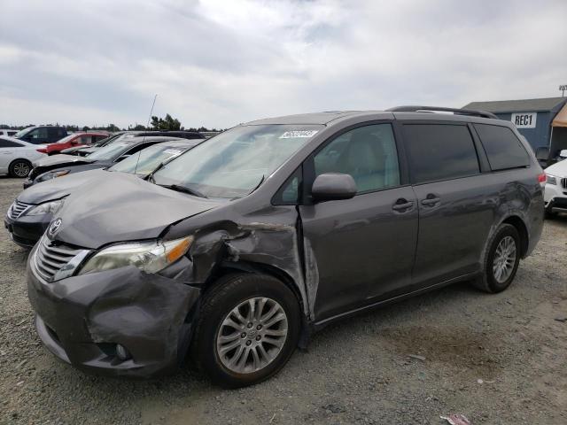 2012 Toyota Sienna XLE