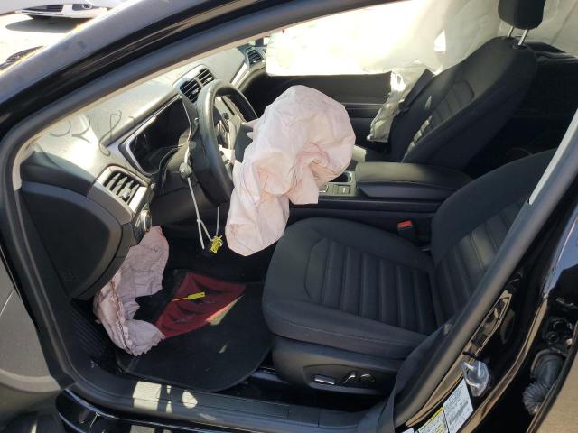 3FA6P0LUXKR188927 Ford FUSION SE