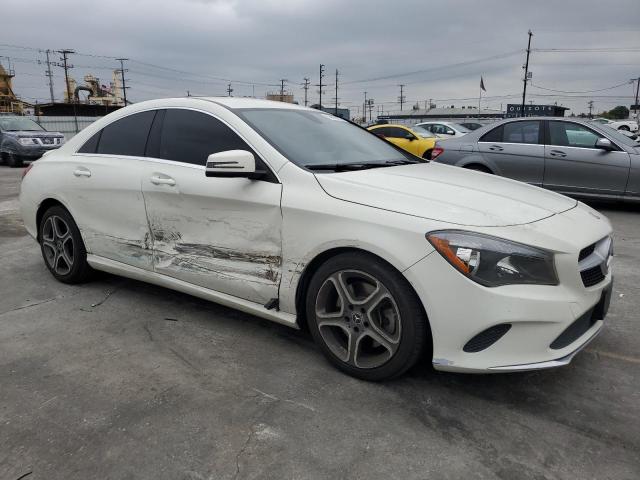 WDDSJ4EB6JN615797 Mercedes-Benz CLA 250