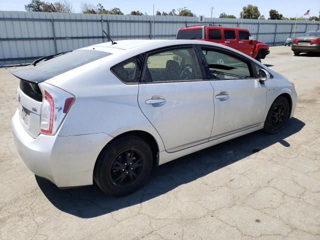 JTDKN3DU3F1898296 Toyota PRIUS