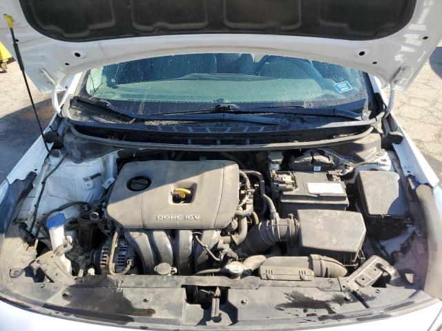 3KPFK4A74JE220256 KIA FORTE LX