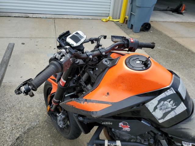 2022 KTM 890 DUKE R VBKTU9405NM829662