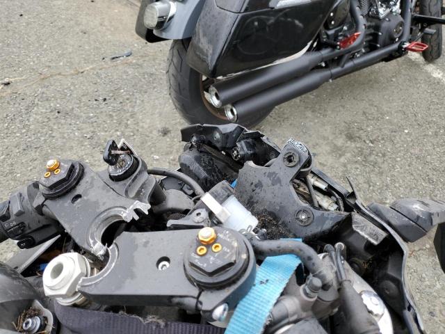 2018 YAMAHA YZFR6 C JYARJ28Y0JA001277