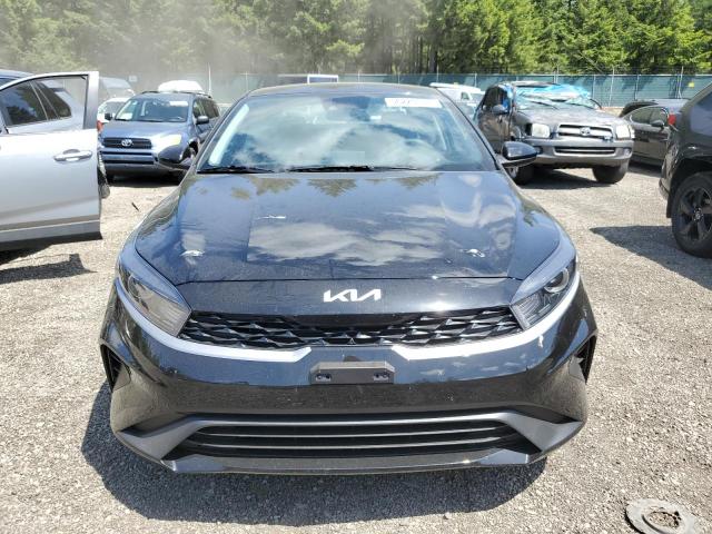 3KPF24AD3PE621943 KIA FORTE LX