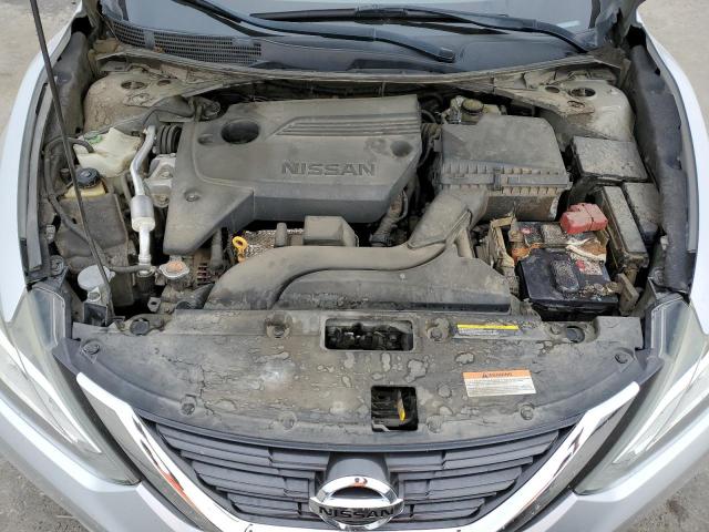 1N4AL3AP5HN305572 Nissan ALTIMA 2.5
