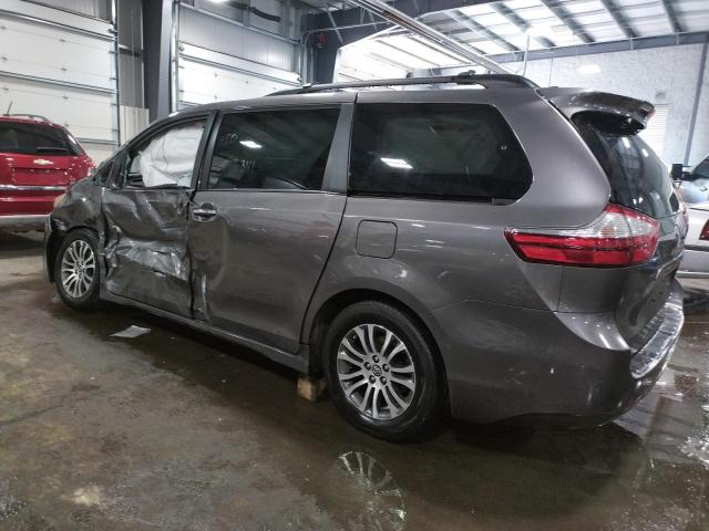 5TDYZ3DC9KS979192 2019 TOYOTA SIENNA, photo no. 2