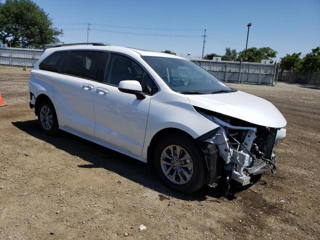 5TDJSKFC0PS088728 Toyota SIENNA XLE
