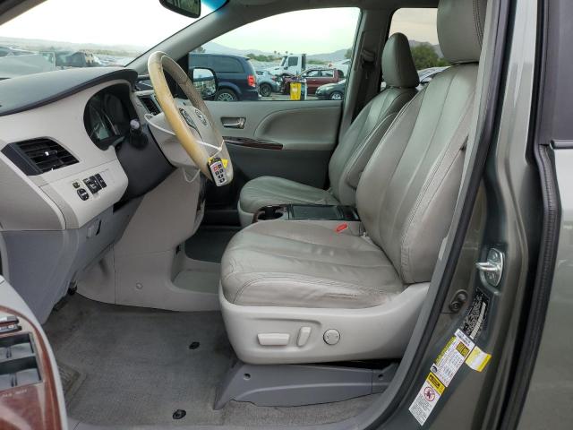 5TDYK3DC1ES458024 Toyota SIENNA XLE