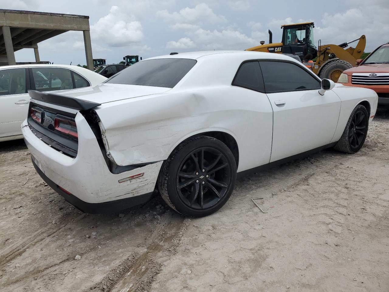 2C3CDZAG0JH216935 2018 Dodge Challenger Sxt