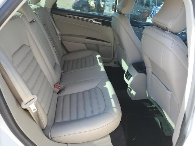 3FA6P0MU1KR259138 Ford FUSION SEL