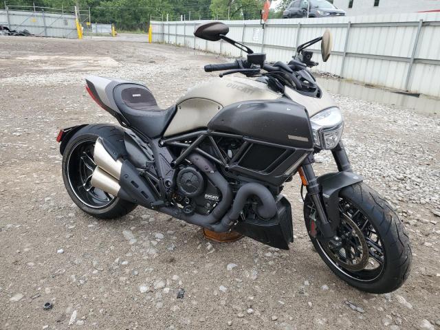 2015 DUCATI DIAVEL - ZDM13BSW6FB027875