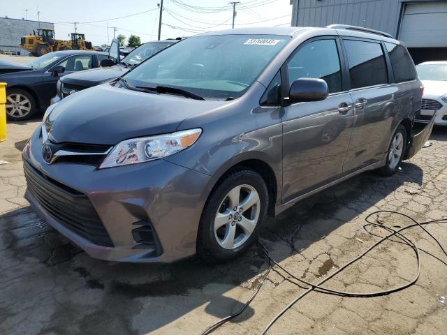 2019 Toyota Sienna LE