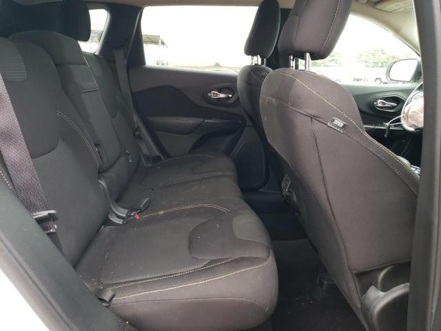 1C4PJLCB0HW539852 Jeep Cherokee Latitude