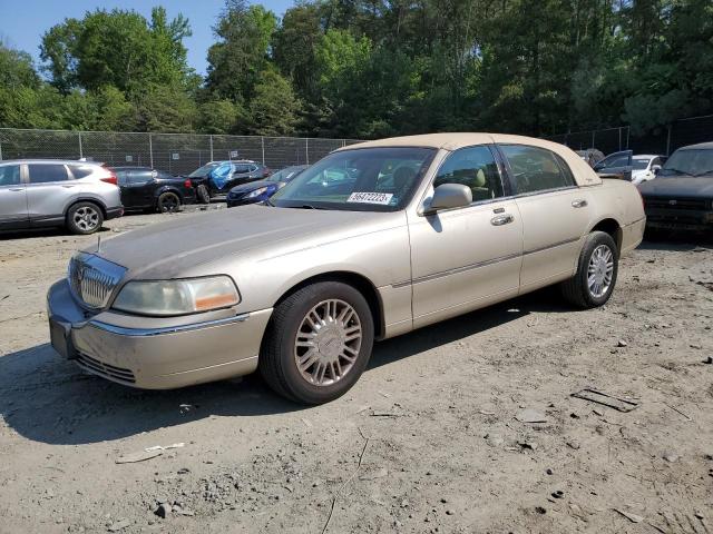 2009 Lincoln Town Car Signature Limited