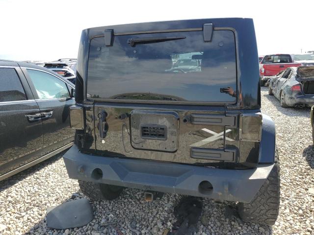 1C4BJWEG5FL644468 Jeep Wrangler Unlimited Sahara