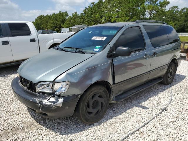 2000 Toyota Sienna LE