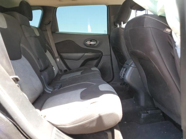 1C4PJLAB8FW721993 Jeep Cherokee Sport