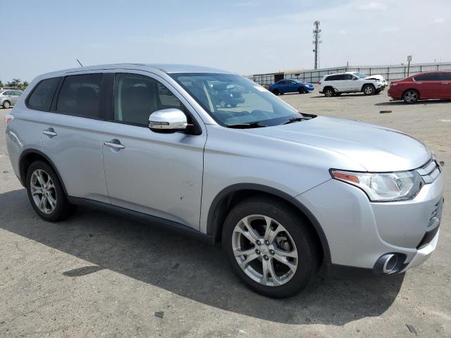 JA4AD3A38FZ009952 Mitsubishi Outlander Se