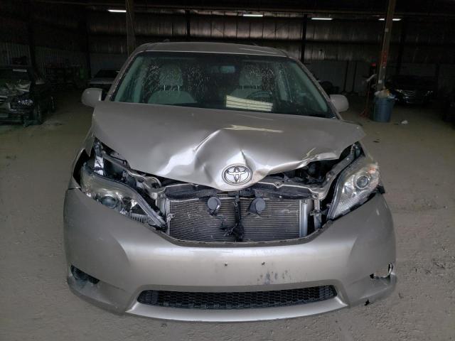 5TDKK3DC4GS719591 Toyota SIENNA LE