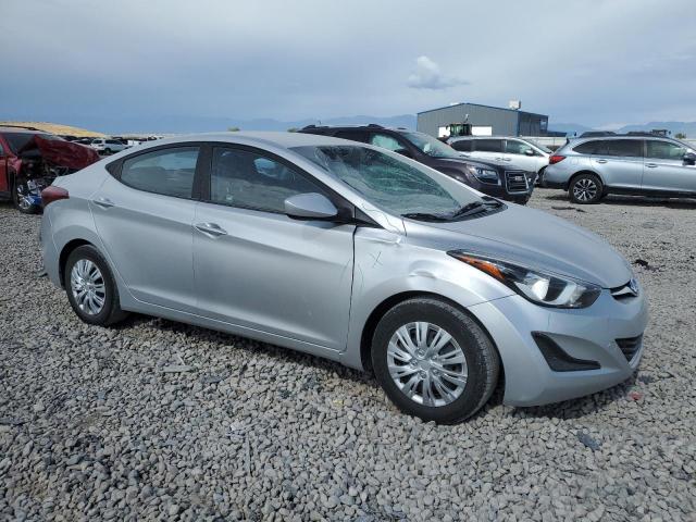 KMHDH4AE2GU581835 Hyundai ELANTRA SE