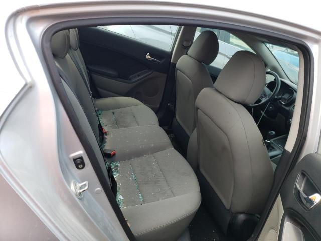 KNAFK4A6XG5542702 KIA FORTE LX