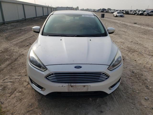 1FADP3N28FL328255 Ford Focus Titanium