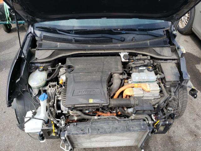 KNDCC3LC9J5150172 KIA NIRO EX